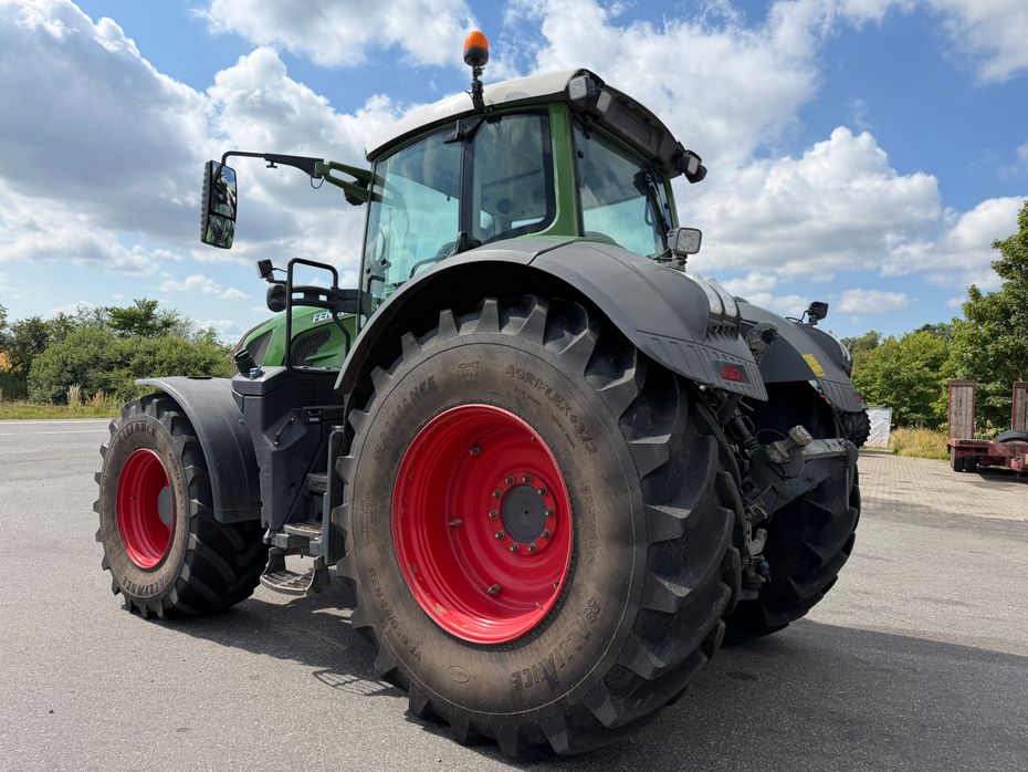 Fendt 828 Vario S4 Profi Plus MED NÆSTEN NYE DÆK OG FRONT PTO! - Traktorer - Traktorer 4 wd - 5