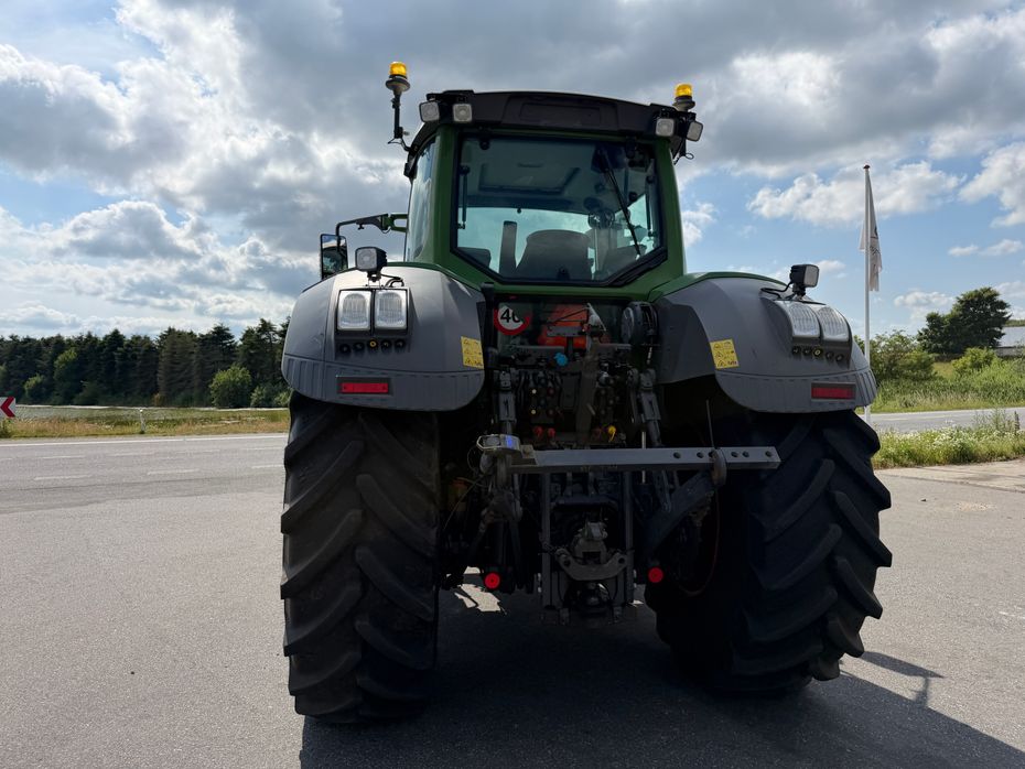 Fendt 828 Vario S4 Profi Plus MED NÆSTEN NYE DÆK! - Traktorer - Traktorer 4 wd - 12
