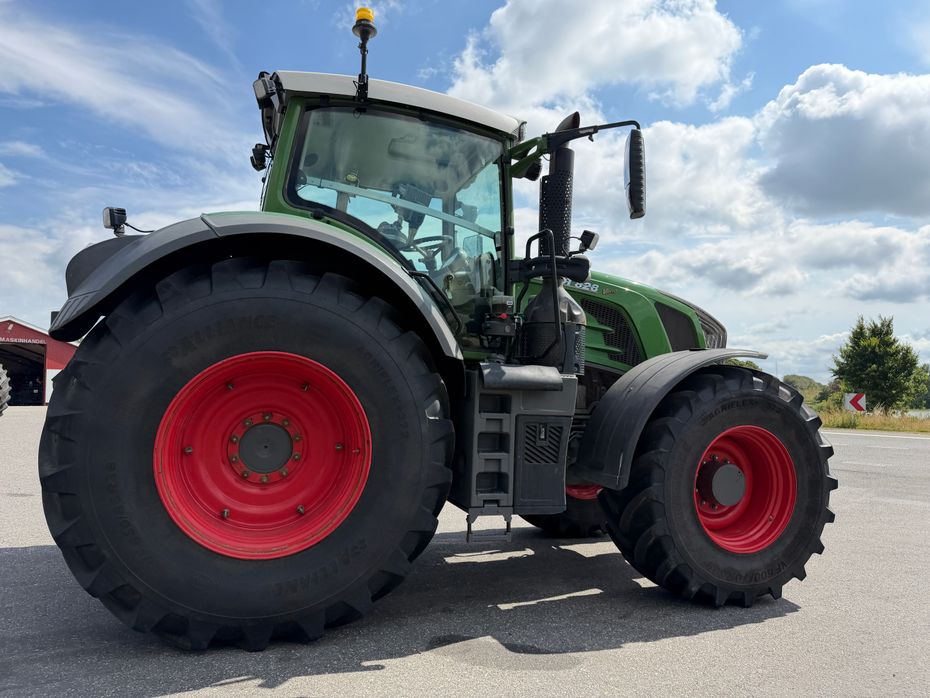Fendt 828 Vario S4 Profi Plus MED NÆSTEN NYE DÆK! - Traktorer - Traktorer 4 wd - 9