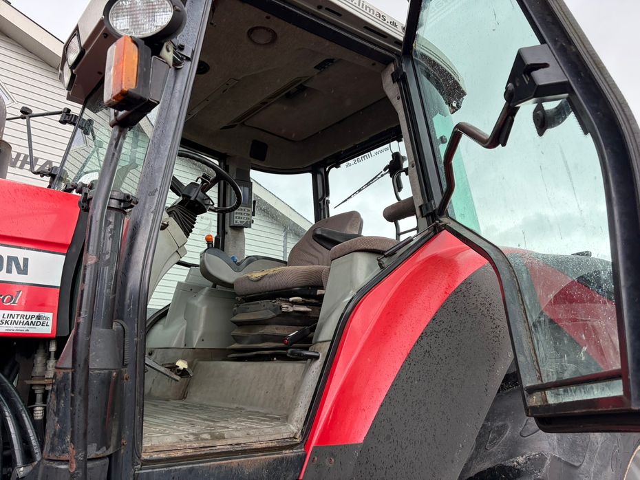 Massey Ferguson 8280 PowerControl. Stor stærk traktor til små penge - Traktorer - Traktorer 4 wd - 5