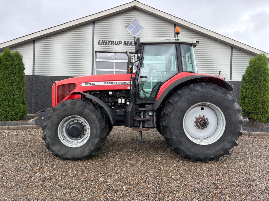 Massey Ferguson 8280 PowerControl. Stor stærk traktor til små penge - Traktorer - Traktorer 4 wd - 1