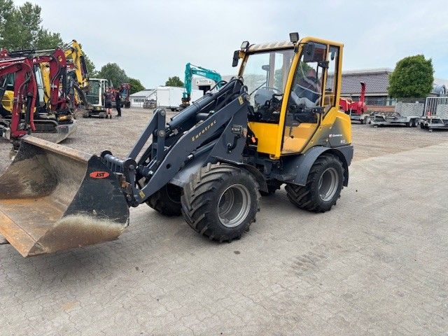 Eurotrac W12-F