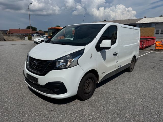 Nissan Nv300