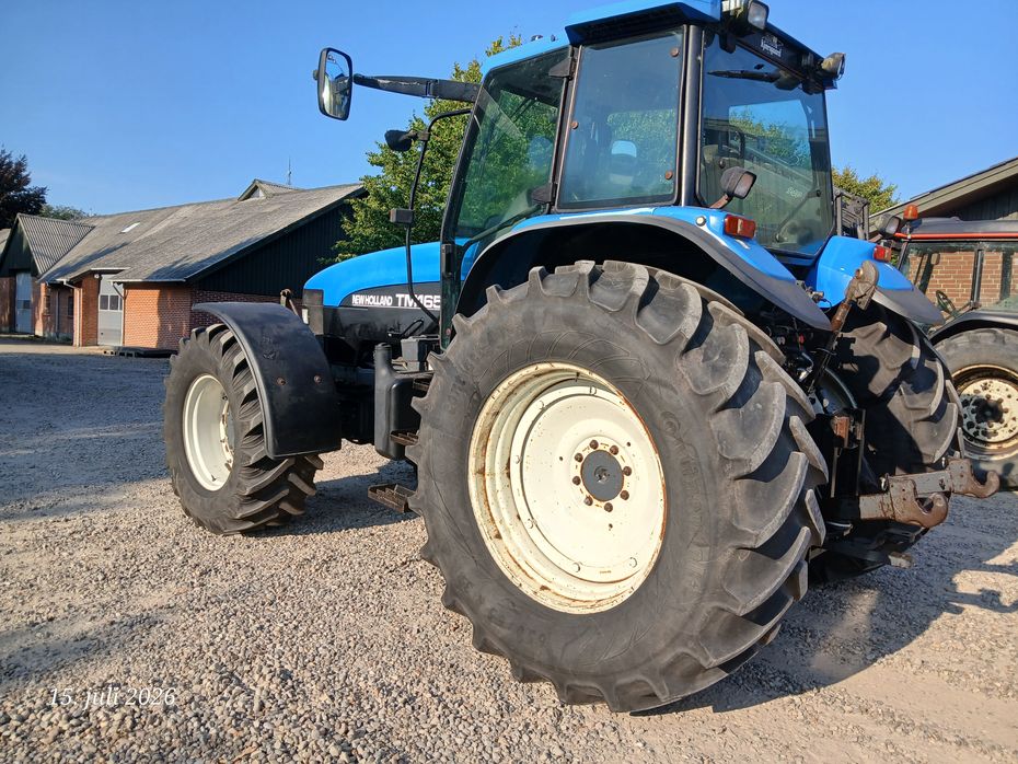 New Holland TM 165 med Frontlift og Pto - Traktorer - Traktorer 4 wd - 4