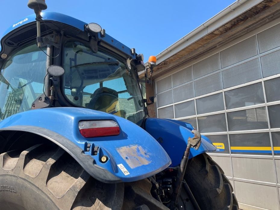 New Holland T7.235 AC Med Ålø Q78 læsser - Traktorer - Traktorer 4 wd - 11