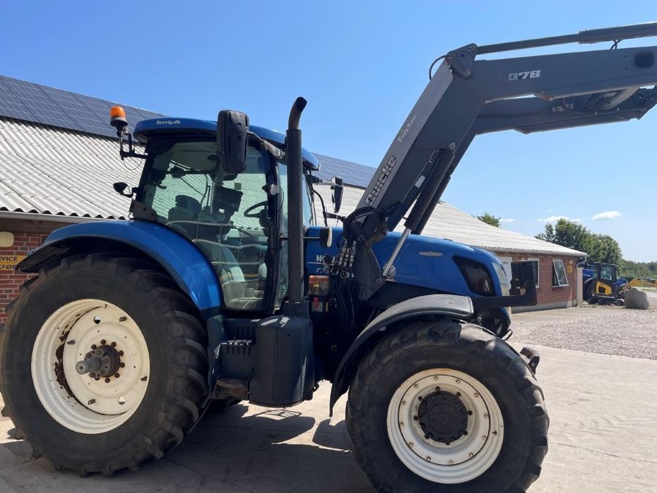 New Holland T7.235 AC Med Ålø Q78 læsser - Traktorer - Traktorer 4 wd - 2