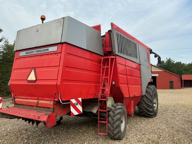 Massey Ferguson 