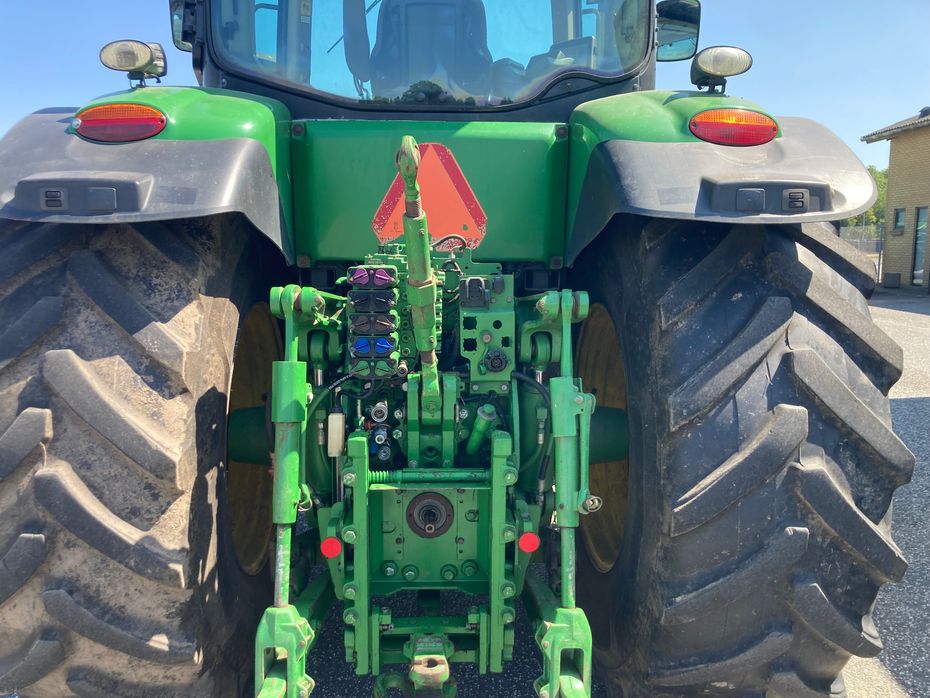 John Deere 7230R - Traktorer - Traktorer 4 wd - 6