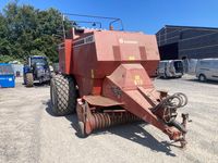 Hesston 4900 - Pressere - Bigballe - 3