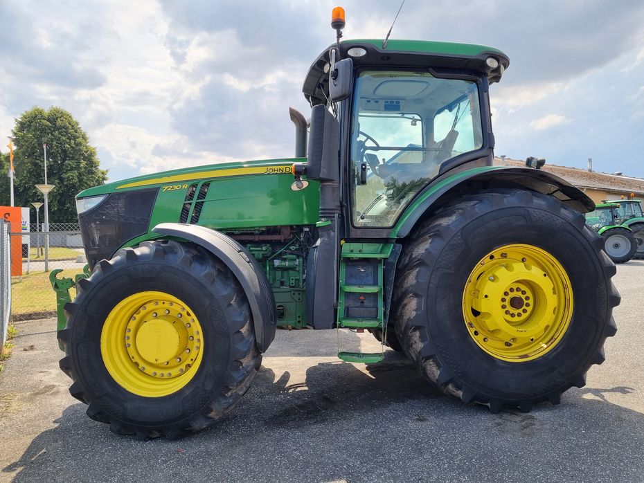 John Deere 7230R - Traktorer - Traktorer 4 wd - 16
