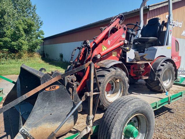 Weidemann 1350XC45 med vogn og udstyr