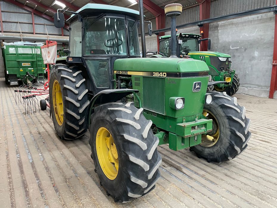 John Deere 3640 - Traktorer - Traktorer 4 wd - 2