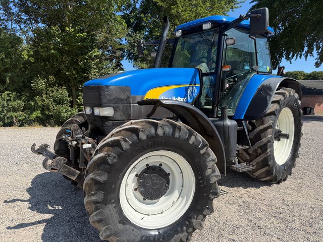 New Holland TM190