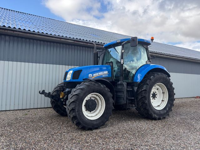 New Holland T6070 Elite