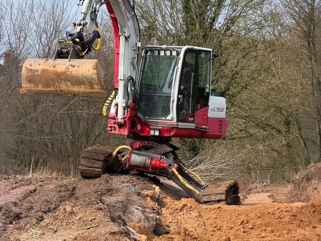 Takeuchi TB260