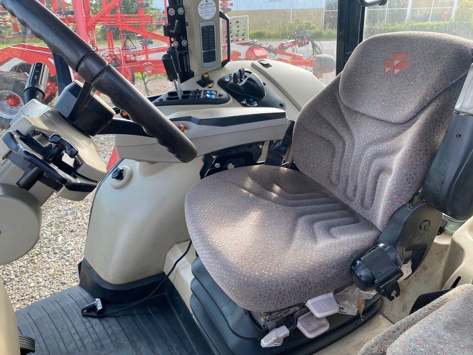Massey Ferguson 6715S Dyna 6 - Traktorer - Traktorer 4 wd - 6
