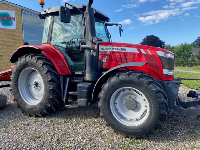 Massey Ferguson 6715S Dyna 6