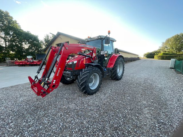 Massey Ferguson 5612 Dyna 4 m/MF 956 frontlæsser