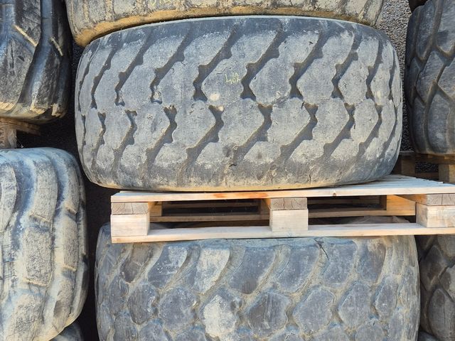 Michelin 600/65R25