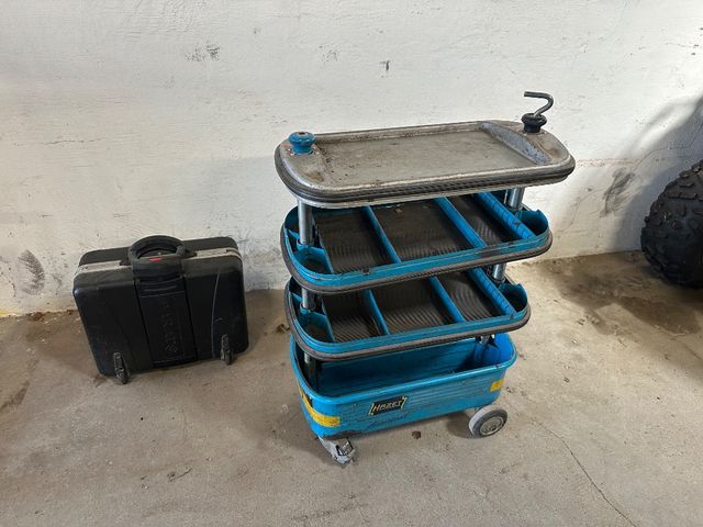 Hazet Værktøjs kufferter og rullebord
