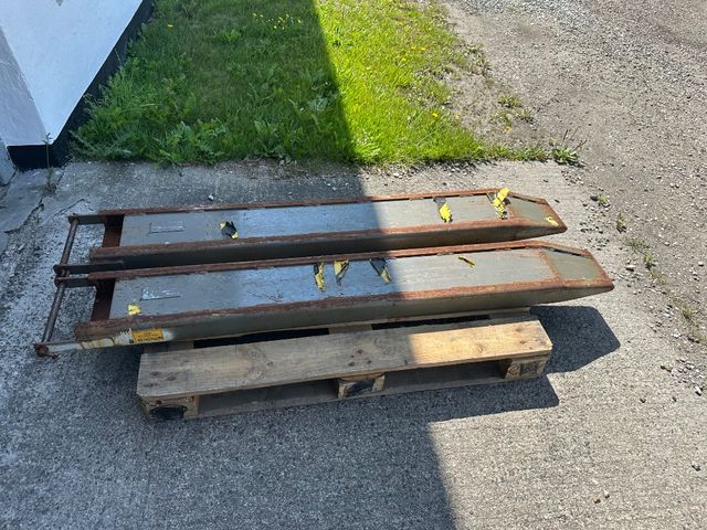AK Refsgaard ApS 4500
