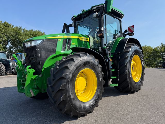 John Deere 7R 330