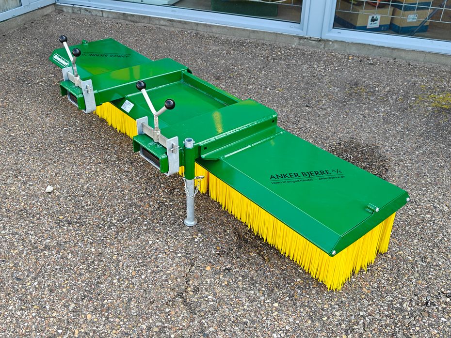 Düvelsdorf Kost til pallegafler, 225 cm Skubbekost - Traktor tilbehør - Koste - 4