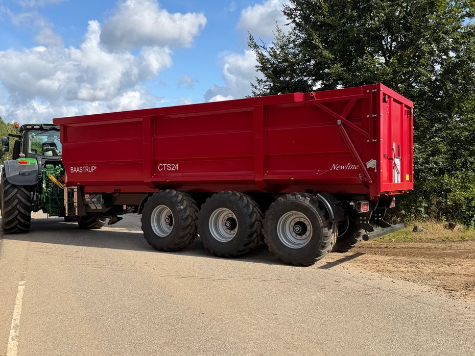 Baastrup 24t CTS - 26,5 hjul tempo 40 & nummerplade // luft bremser - Vogne - Tipvogne - 1