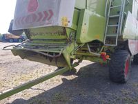 CLAAS Mega Dominator 218 - Høstmaskiner - Mejetærskere - 4