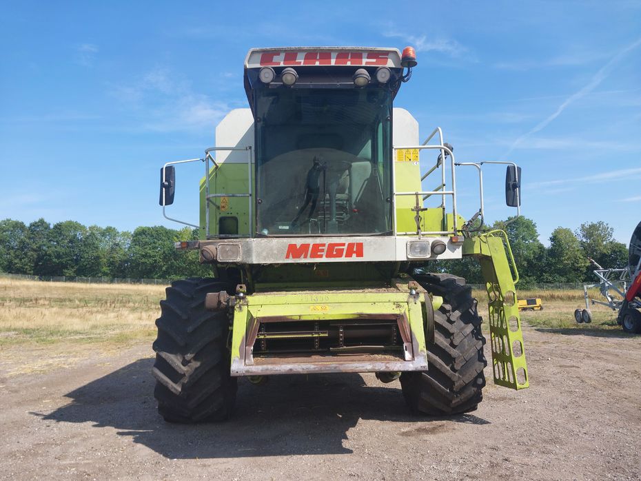 CLAAS Mega Dominator 218 - Høstmaskiner - Mejetærskere - 2