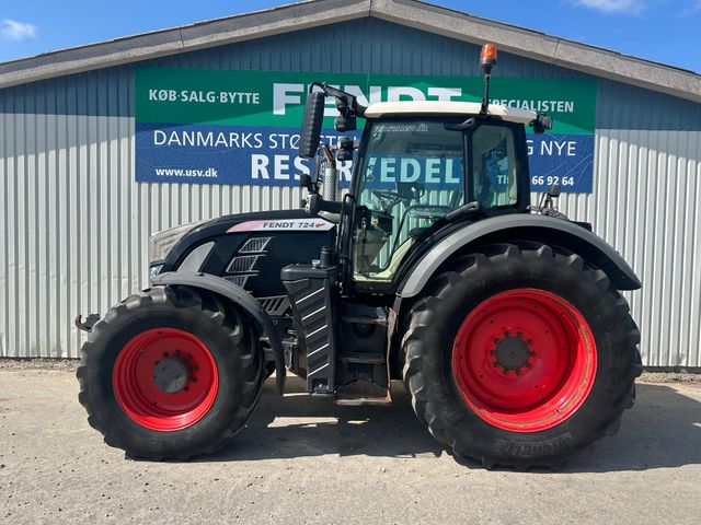 Fendt 724 Vario S4 Profi Plus