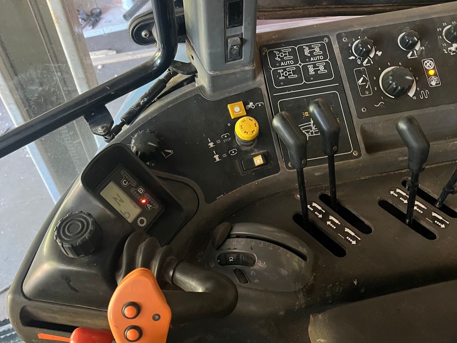New Holland TM155 - Traktorer - Traktorer 4 wd - 8