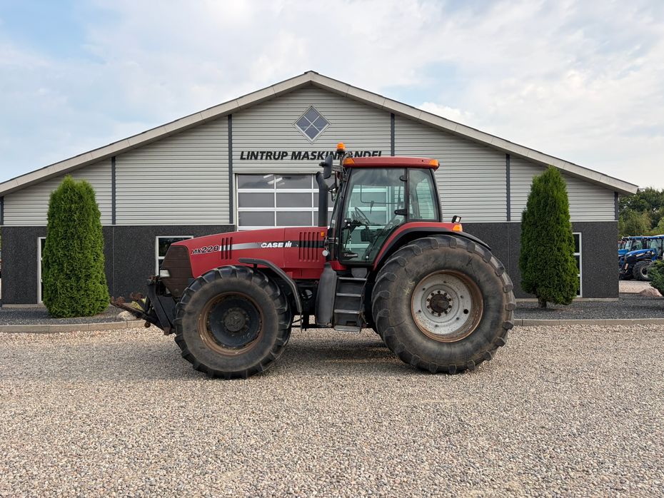 Case IH MX220 med den store 8.3 L Motor - Traktorer - Traktorer 4 wd - 1