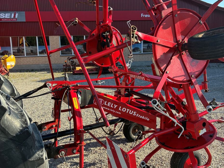 Lely Lotus 770 - Hø- og halmhåndtering - River og vendere - 4