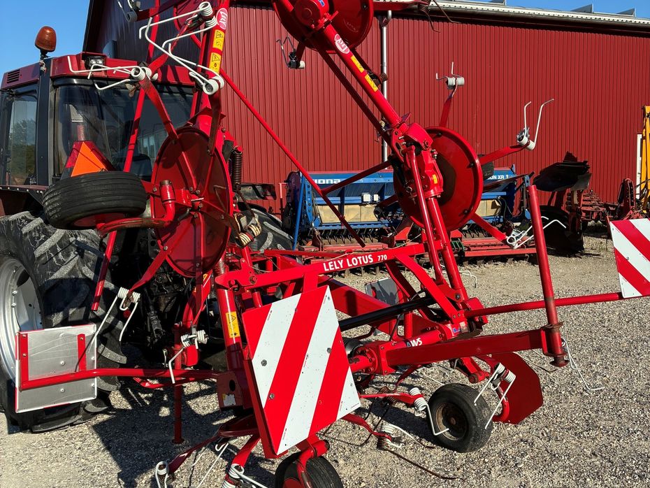 Lely Lotus 770 - Hø- og halmhåndtering - River og vendere - 3