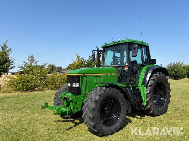 John Deere 6800