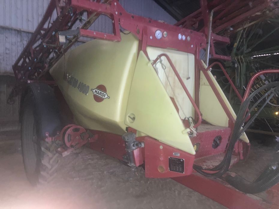 Hardi Navigator 4000 4000 - Sprøjter - Trailersprøjter - 1
