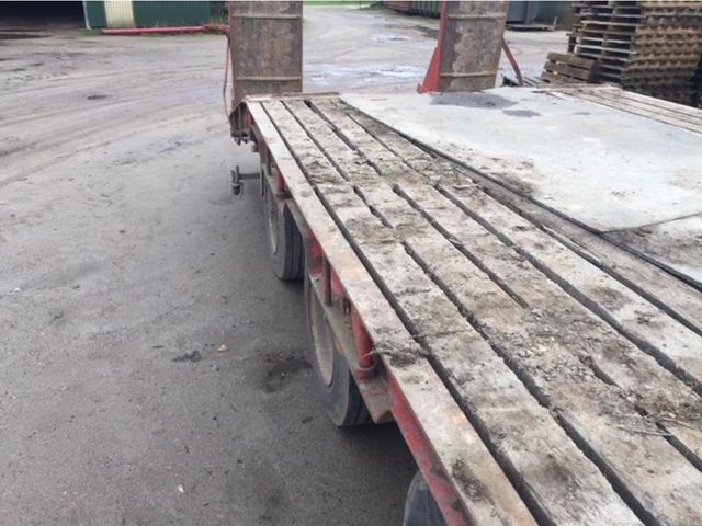 Herbst 27 TON MASKINTRAILER