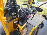 Eurotrac W11 mellem arm  førehus - Læssemaskiner - Minilæssere - 10