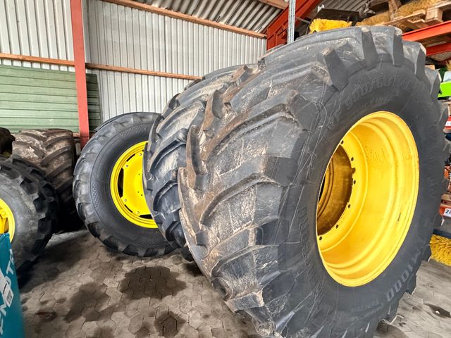 John Deere 