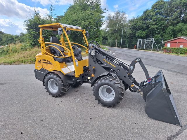 Eurotrac W12S