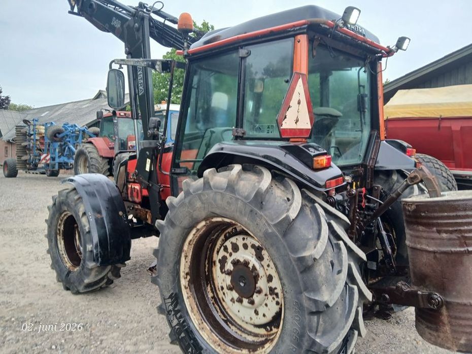 Valtra A95 4 WD med frontlæsser og frontlift - Traktorer - Traktorer 4 wd - 5