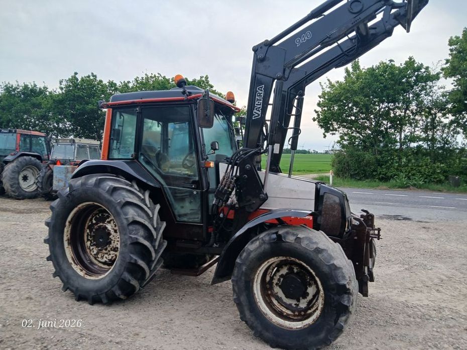 Valtra A95 4 WD med frontlæsser og frontlift - Traktorer - Traktorer 4 wd - 3