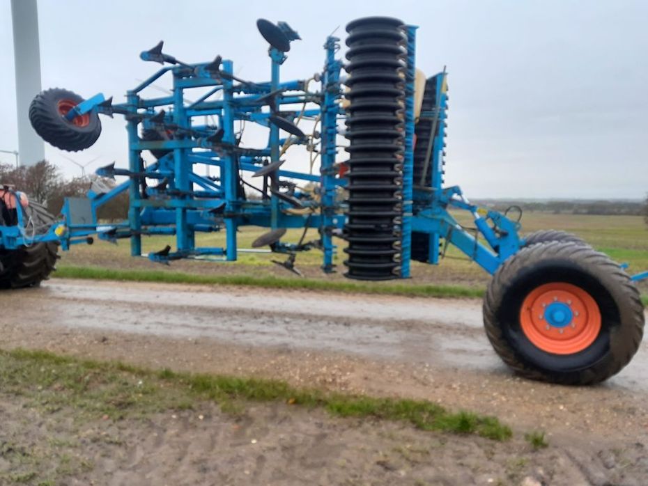 Lemken Thorit 9/500 med eldreven efterafgrødespreder - Harver - Stivtandsharver - 3