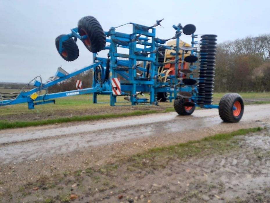 Lemken Thorit 9/500 med eldreven efterafgrødespreder - Harver - Stivtandsharver - 2