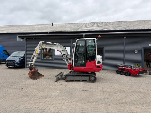 Takeuchi TB230