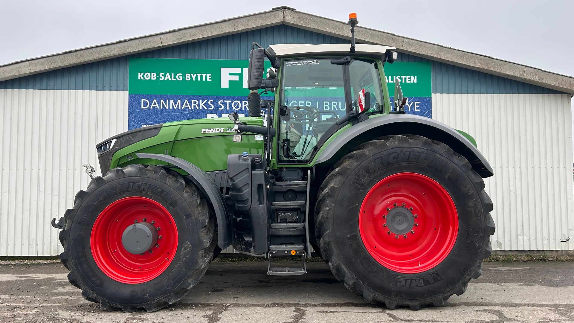 Fendt 1042 Vario S4 Profi Plus