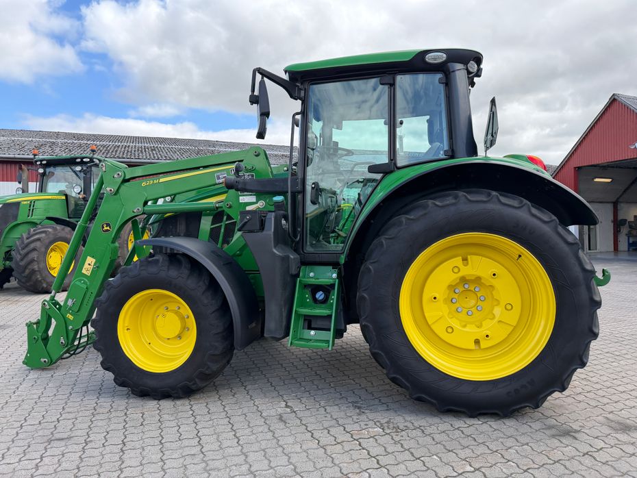 John Deere 6120M KUN 3300 TIMER! - Traktorer - Traktorer 4 wd - 4