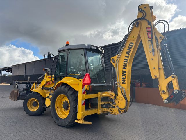 New Holland B 110 C