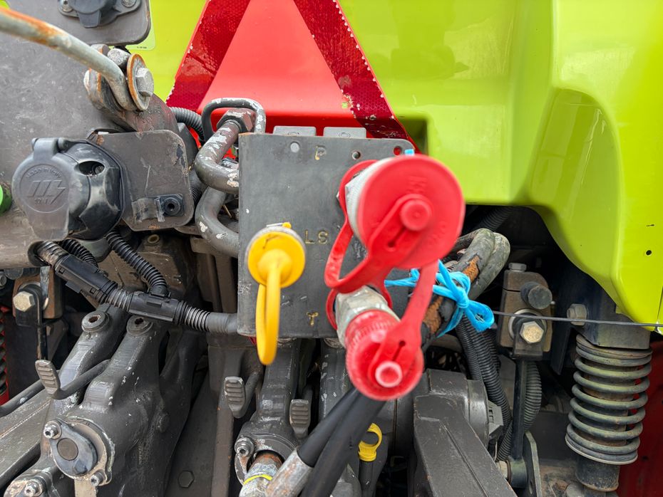 CLAAS ARION 640 CEBIS - Traktorer - Traktorer 4 wd - 15